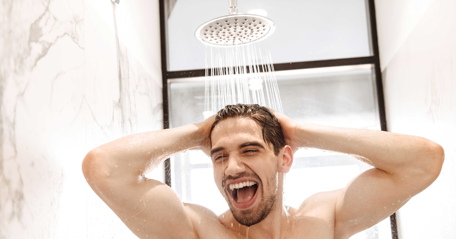 Comment se fait-il que la douche nous ressource autant ?