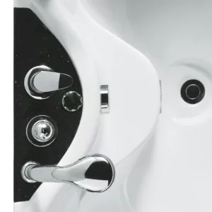 Baignoire balnéo d'angle Venise ICONFORT de 150 cm pour 2 personnes, équipée de 20 jets, chromothérapie LED multicouleurs, et contrôlée par Bluetooth, disponible à l'achat et à la livraison.